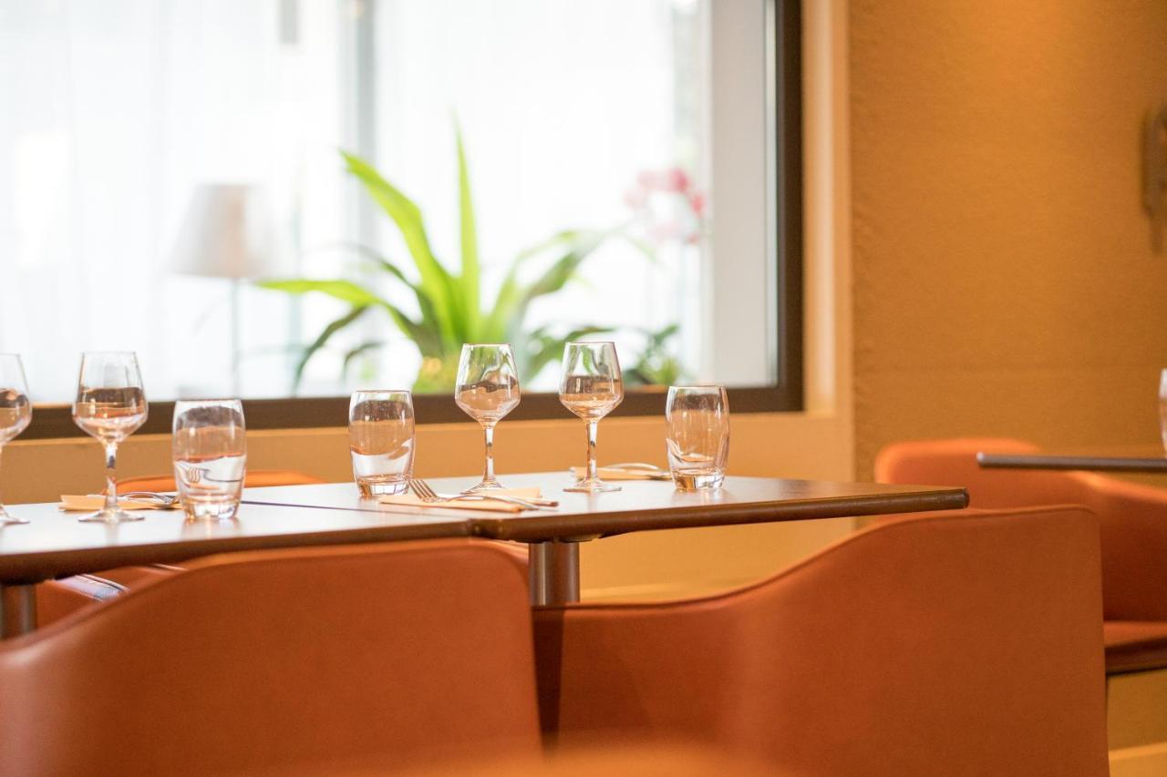 Hotel Campanile Montesson - Le Vesinet Zewnętrze zdjęcie