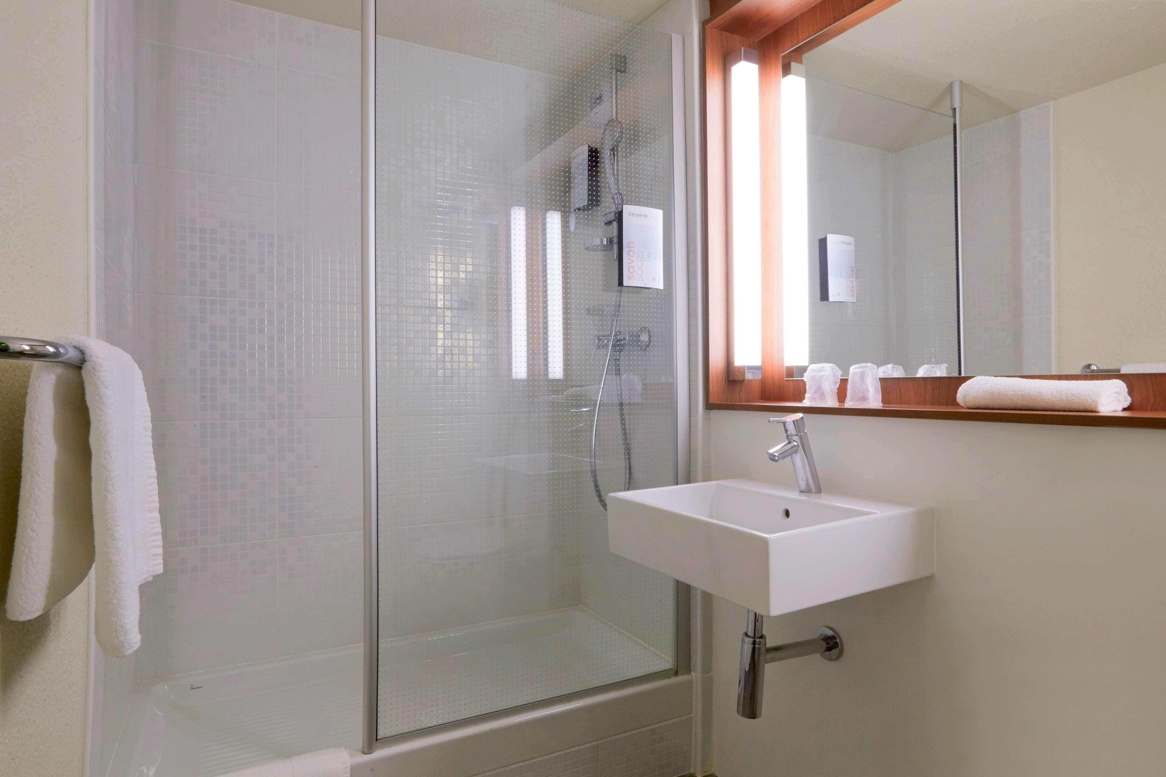 Hotel Campanile Montesson - Le Vesinet Zewnętrze zdjęcie