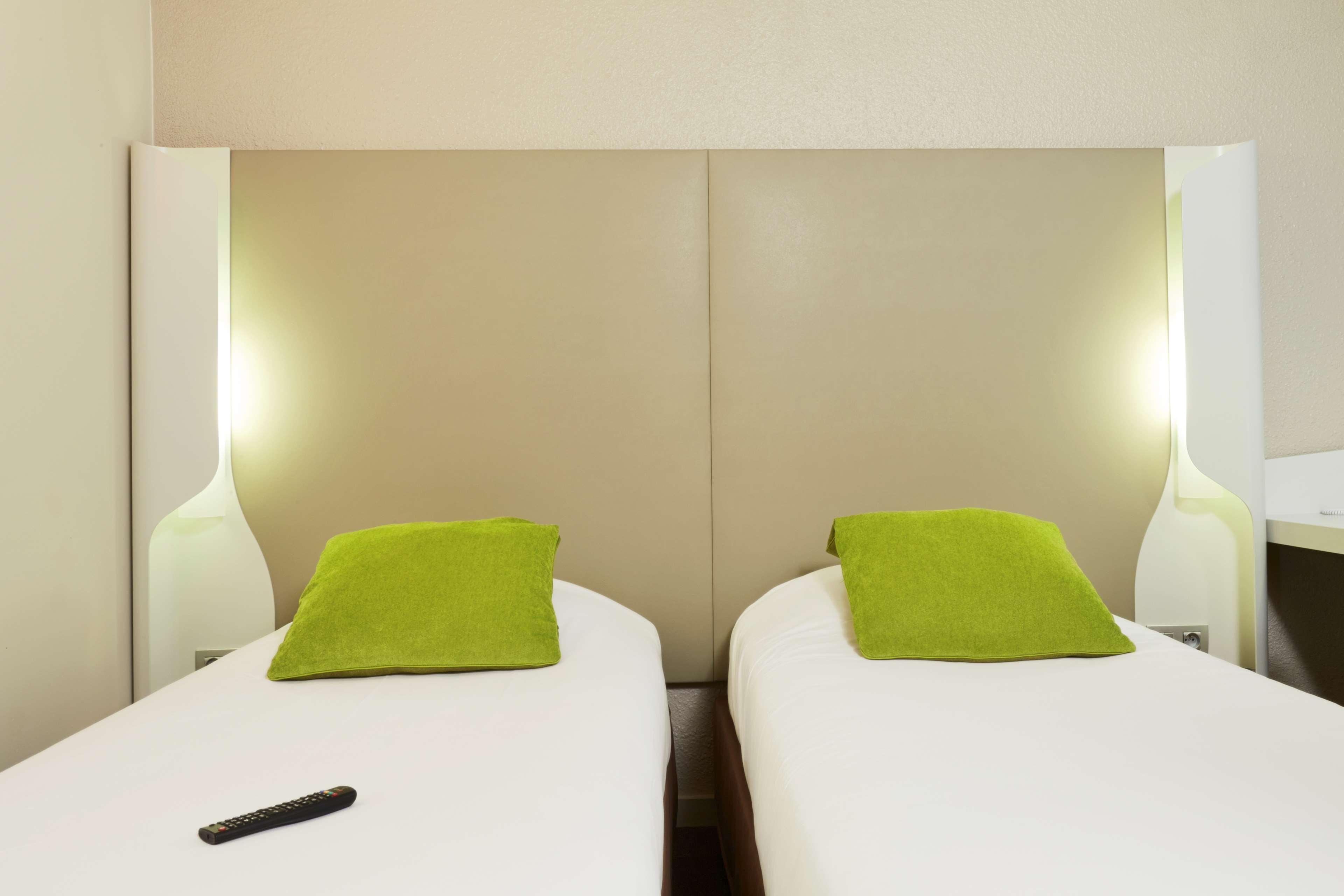 Hotel Campanile Montesson - Le Vesinet Zewnętrze zdjęcie