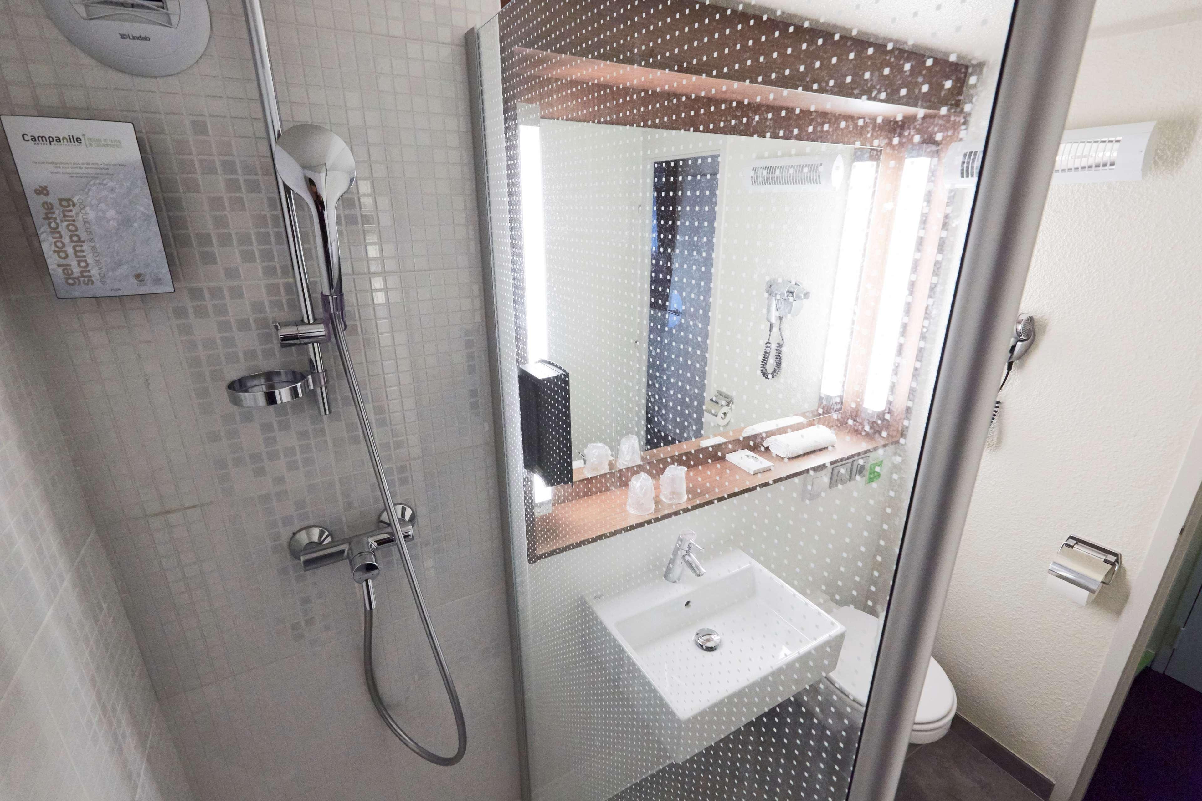 Hotel Campanile Montesson - Le Vesinet Zewnętrze zdjęcie