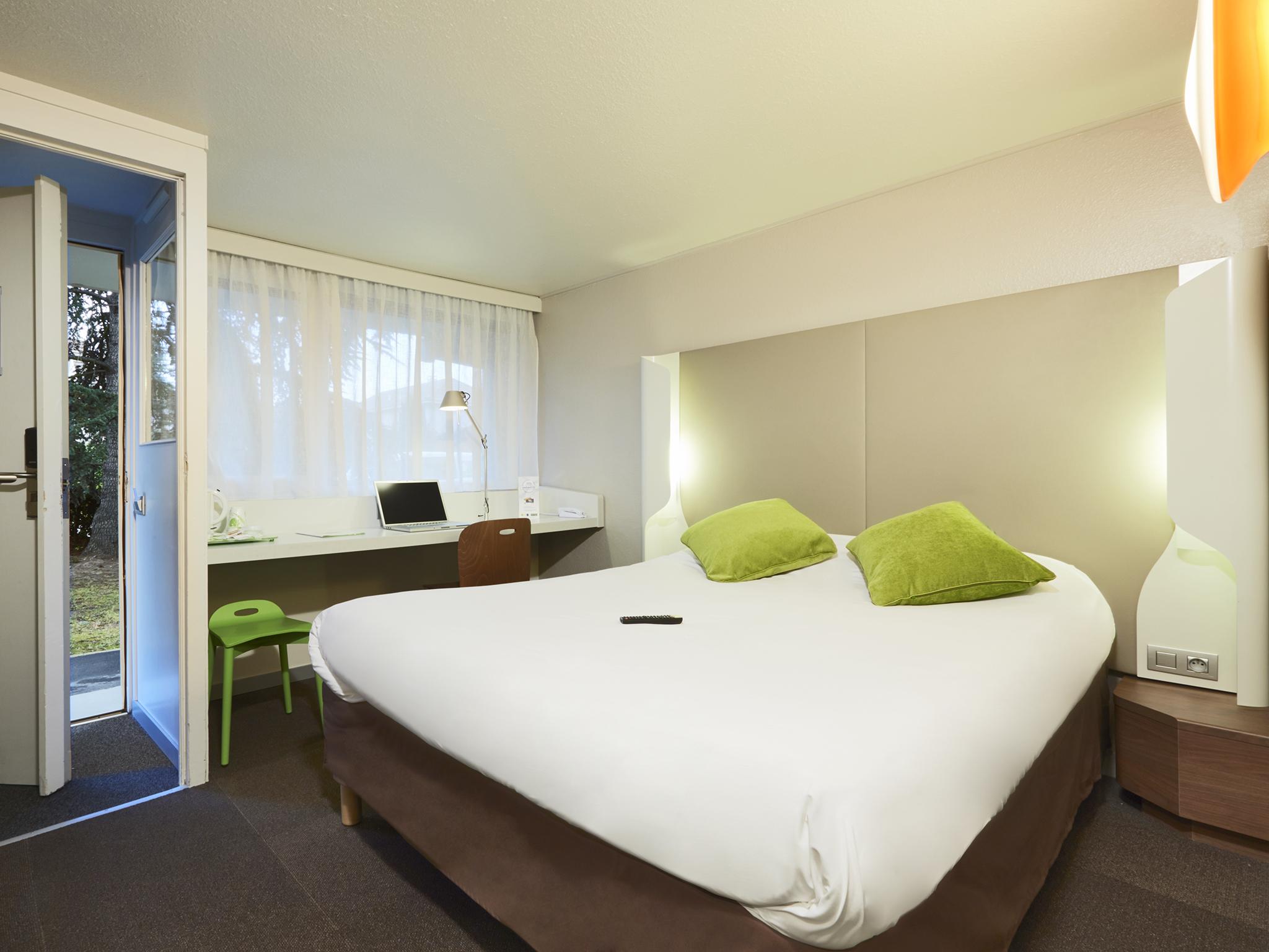 Hotel Campanile Montesson - Le Vesinet Zewnętrze zdjęcie